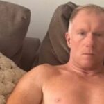 Paul Scholes reaguje tromi slovami na nosenie jeho dcéry z košele Arsenal počas zápasu Man Utd