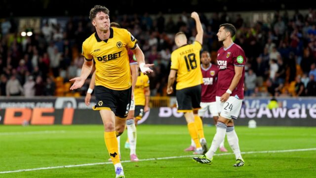 Prečo Newcastle Desire Wolves 'Hair Larsen za ₤ 60 metrov a prečo je Mateta ich nasledujúcim cieľom 

