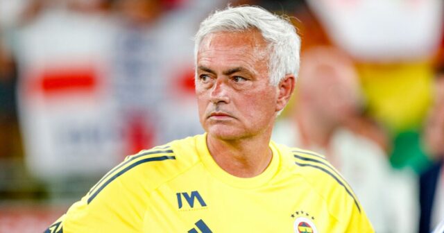Prevod Alejandro Garracho na injekciu hotovosti, ktorý je nasmerovaný ako osoba, vyzerá ako Jose Mourinho | Futbalový šport

