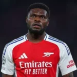 Prípad Thomas Strana Curtea Direct Aktuality, pretože bývalý muž Arsenal sa objavuje na súde obvinený zo znásilnenia