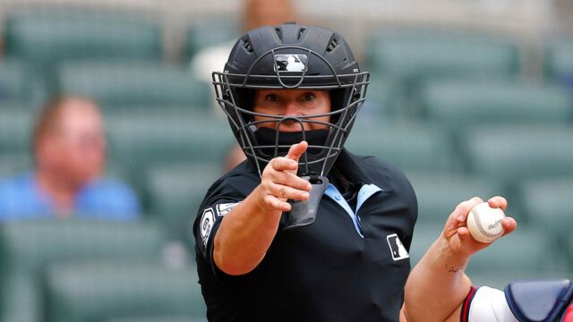 Prvá ženská rozhodca MLB Jen Pawol skóre 92,72% presnosť debutu


