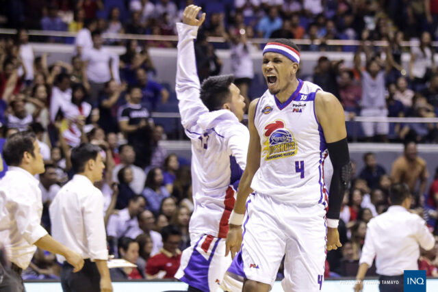 Centrum Magnolia Hotshots Rafi Reavis do dôchodku PBA