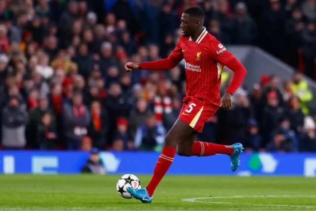 Real Madrid a Liverpool dostanú podporu, keď sloboda stratí záujem o obrancu


