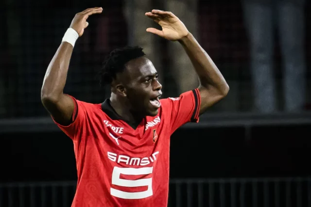 Rennes zabezpečil Xi proti Marseille: Arnaud Kalimuendo, spojený s lesom Nottingham, stratiť

