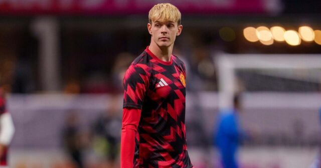 Robím mladého muža UTD pre ďalšie rozhodnutie, pretože 13 klubov Robím mladého muža UTD pre ďalšie rozhodnutie, pretože 13 klubov sa pýta na pôžičku Futbalový šport