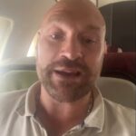 Lietadlo Tyson Fury bolo nútené pristáť po tom, čo výzva opustila boxer