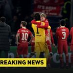 Rodrygo dotýkajúci sa Alissona Beckera týkajúceho sa prenosu Liverpoolu