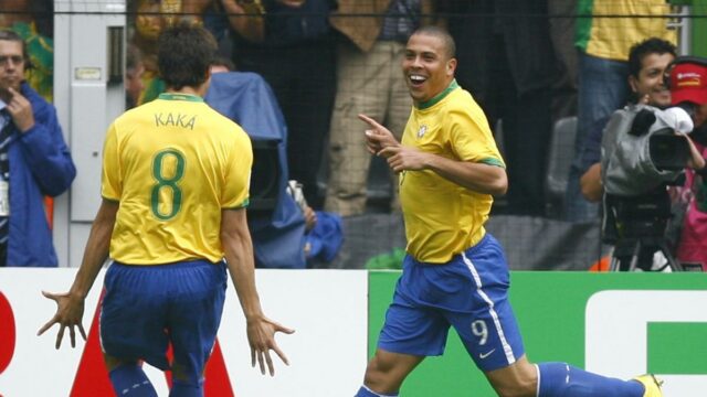 Ronaldo vs Kaka - Dvaja víťazi majstrovstiev sveta Ballon D'Or a Fifa čelia svetovému pohára Esports 2025

