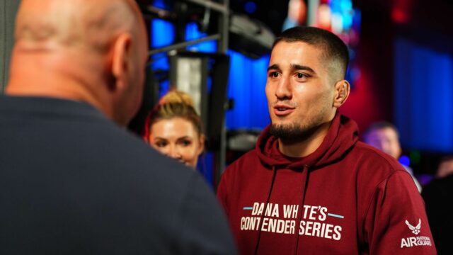 Séria „Dani White's Contender“: Hry a výsledky sezóny 9


