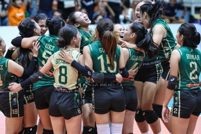 University of San Carlos oslavuje v sobotu víťazstvo nad Ateneom v Národnej pozvánke SHAREY's Super League (SSL) Cebu.