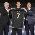 Syn Heck-min z Južnej Kórey je predstavený ako nový člen Los Angeles FC počas tlačovej konferencie pre futbalový tím MLS v stredu 6. augusta 2025 v Los Angeles.