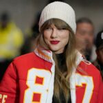 Taylor Swift je teraz „najviac zaplaveným fanúšikom“, hovorí Travis Kelce