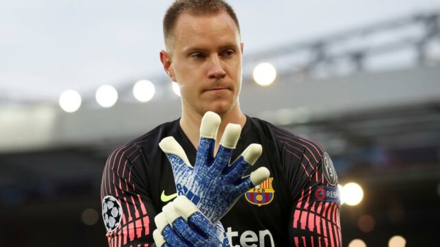 Ter Stegen sa vrátil ako kapitán Barcelony po tom, čo súhlasil s odoslaním lekárskej správy La Liga

