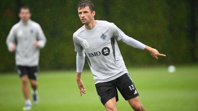 Thomas Müller Sat Vancouver debut proti Houstonu


