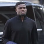 Thomas Partey príde na súd po obvinení z piatich obvinení zo znásilnenia