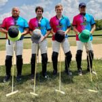 Hráči GlobalPort-PFP pre Open USPA Midwest, z pravej strany, Mikee Romero, Colo Gonzalez, Nino Opegon a Anthony Garcia sú uvedení pred úvodnou hrou pred úvodnou hrou