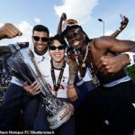 Tottenham dostal podporu pre evakuáciu Yves Bissoumy po tom, čo kontaktoval Rímske hnutie.