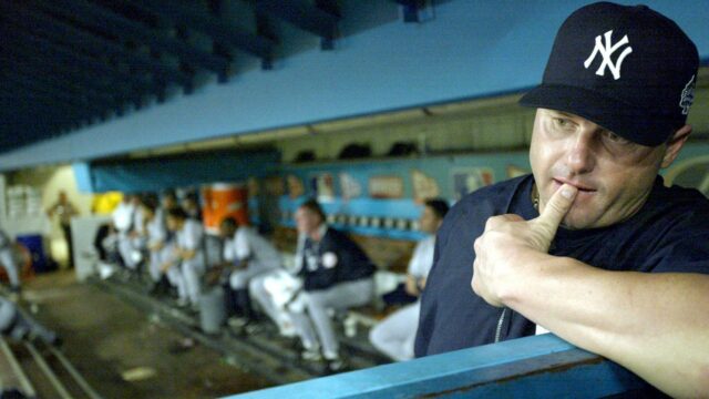 Trump obnovuje Roger Clemens Hall of Popularity Assistance 

