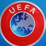 UEFA obviňuje izraelské a poľské kluby pre politické fanúšikovia, ktorí zvýšili diplomatické napätie