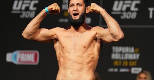 UFC 319 Heavy-In Video: DU Plessis Vs. Chimaev

