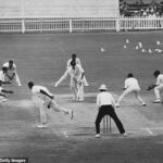 Bob Simpson bol súčasťou Austrálie, ktorý v roku 1960 hral test súvisiaci so spoločnosťou West -Indiana