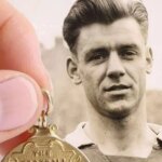 Veľmi zriedkavý medailu titulu Chelsea na predaj na aukcii a očakáva sa, že zvýši päť -rozsiahle sumy