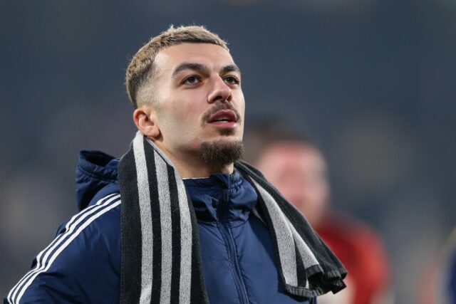 Villarreal Poslať dohodu pre Lyon's Georges Mikautadze 

