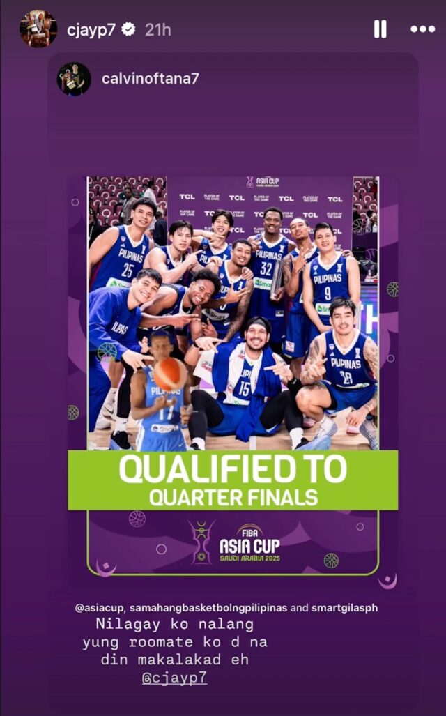 Gilas Pilipinas oslavuje svoje víťazstvo nad Saudskou Arábiou v pohári Fiba v Ázii v roku 2025.