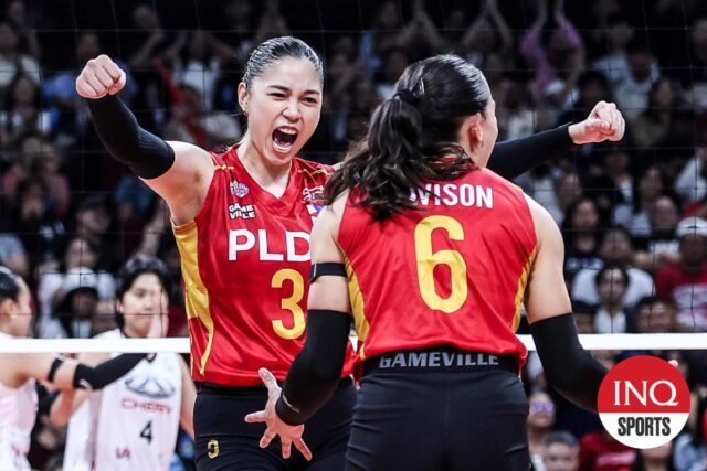 Mika Reyes je pomenovaná finále MVP po PLDT vysokorýchlostných hitterov porazených Chery Tiggo Crossovers pre PVL On Tour Titter