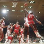 Vysokoškolské basketbalové správy: 1983 NC State Team neodmietol prípad