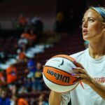 WNBA News: Sophie Cunninghamova sestra vytrháva refs