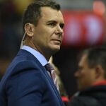 Footy Legenda Wayne Carey (na obrázku) sa stretáva a pozdravuje patrónov v piatok večer v klube Gelong Strip Club
