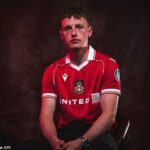 Wrexham potvrdil podpis Nathan Broadhead z Ipswichu so štvorročnou dohodou