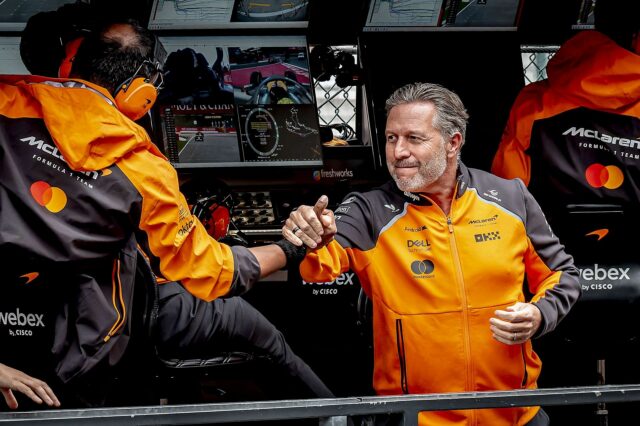 Zak Brown Odpovedať naliehajúcu Indy 500 Otázka po oslave McLaren 1-2 v maďarskom GP F1

