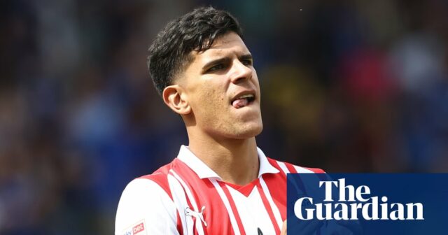 Západné bravčové mäso postavené na autorizácii Southampton's Mateus Fernandes v ₤ 38 milión 

