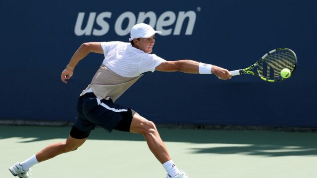 Živé aktualizácie pre predchádzajúci vol Vol Adam Walton v Spojených štátoch Open Tennis 2. kolo 

