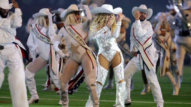 „Beyoncé Bowl“ Ravens-Texans Vianoce Half Show Wins Emmy Award

