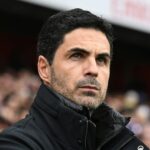 Eze sa objavil 166 vystúpení vo všetkých súťažiach o Crystal Palace a strelil 39 gólov