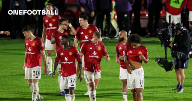 Obrázok článku: „Pozerá sa na bod Breaking Point“, Man United Legend Lake „Broken“ Club