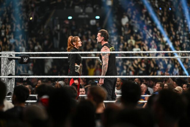 3 perspektívne konce na WWE RAW pred Wrestlepalooza 

