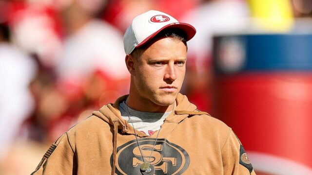 49ers 'McCaffrey podozrenie s poranením teľacieho kosti pre otvárač obdobia verzus Seattle 


