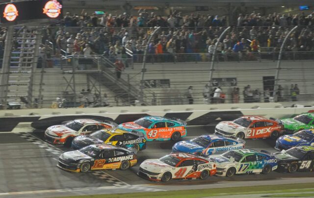 5 Koncepty koncepcie konšpirácie NASCAR v skutočnosti si myslia 

