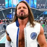 AJ Styles údajne sa pozrel na svoje rozhodnutia pred opätovným podpísaním WWE