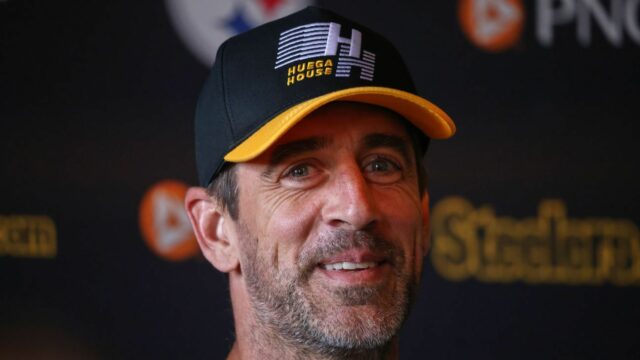 Aaron Rodgers chce, aby Steelers skutočne absolvoval výlet do Írska rýchlejšie 

