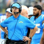 Ako Al Davis a lupiči vyhodili záujem o mentorovanie Jim Harbaugh