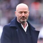 Alan Shearer, Paul Merson a Harry Redknapp sa líšia od Newcastle vs Toolbox.