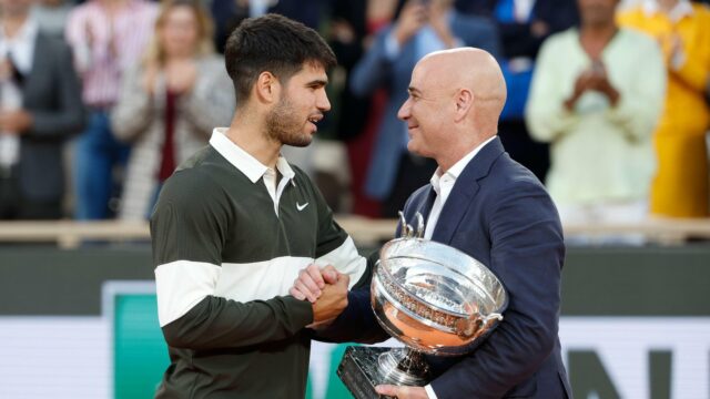 Alcaraz je „Nadal, Djokovic a Federer Incorporated“ štáty Agassi 

