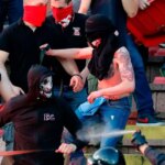 Anglicko čelia srbským stúpencom „vysokej hrozby“ srbsky preniknutí pro-putinskými ultrami v celej kvalifikácii