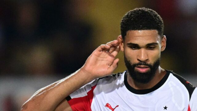 Anglicko volá Loftus-Cheek a Quansah pre kvalifikátory hrnčeka FIFA Globe 

