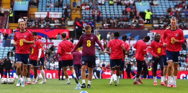 Anglicko vs Andorra - Globe Mug 2026 Kvalifikátor Live: Skupinové informácie „Únik“ s šokom debutant, keď Thomas Tuchel vyberá 4 zbierkové celebrity - a Marcus Rashford získa jednu ďalšiu príležitosť na vzrušenie 


